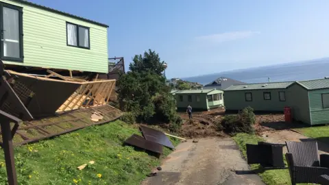 Pettycur Bay flooding