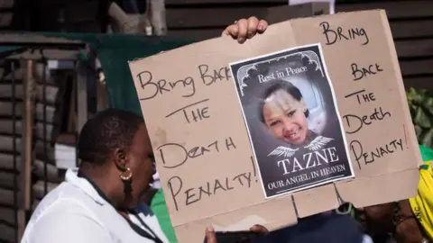 Getty Images Poster saying 'bring back to the death penalty'