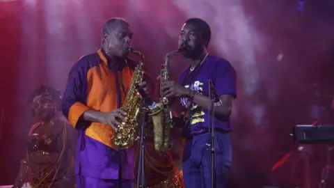 EPA Two men on saxophones