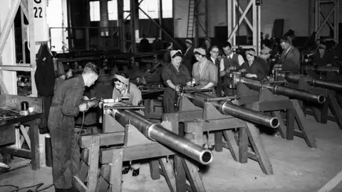 Getty Images Women working in the Royal Ordnance Factory in June 1941