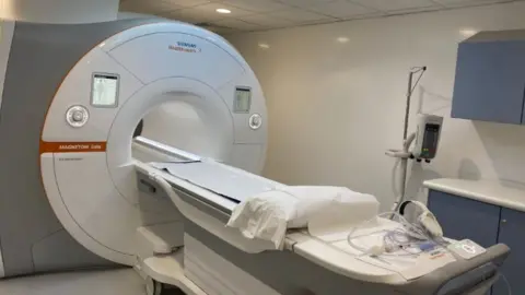 NHS United Lincolnshire Hospitals MRI scanner