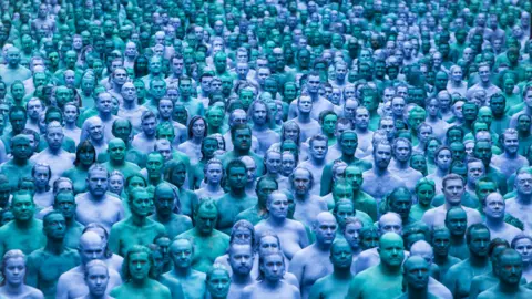 PA Sea of Hull by Spencer Tunick