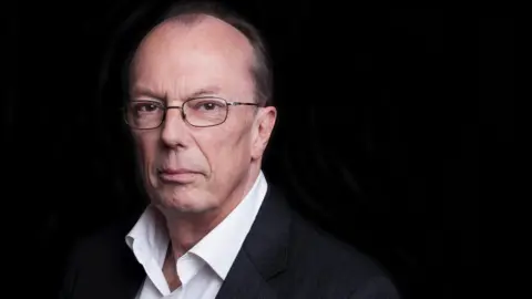 Bob Hallewell Bob Hallewell