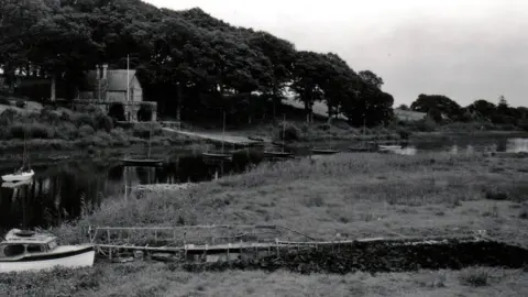 Lough Erne Heritage Old photograph of snipes at Crom in County Fermanagh