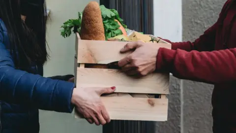 Getty Images food bank delivery