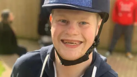 BBC Oliver Hesley resident