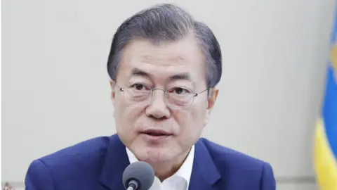 EPA President Moon Jae-in presides over a National Security Council (NSC) meeting at Cheong Wa Dae in Seoul, South Korea, 14 June 2018