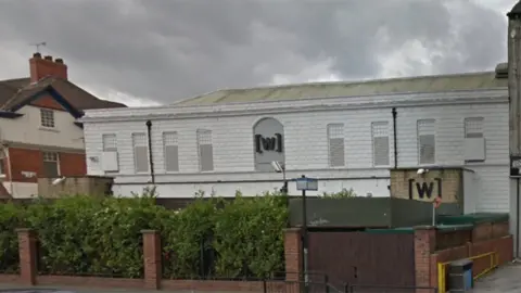 Google Outside of Welly Club