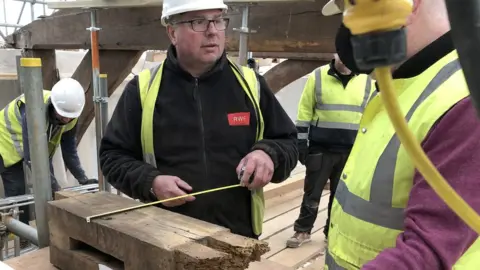 Andrew Lambourne Measuring a new king post