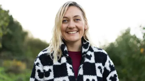 Rachel Palmer Image of Kirsty Hammond