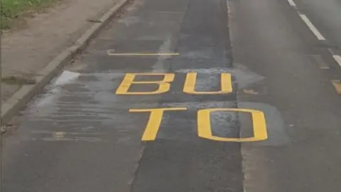 Raymond Docwra Unfinished markings