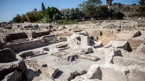 Reuters Excavation site at Yavne