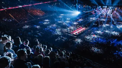 Melodifestivalen – SVT/Stina Stjernkvist Thousands of people watching Melodifestivalen at the Friends Arena in Stockholm