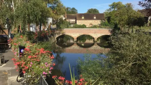 Glynis Worrallo A shot taken from Abingdon Bridge in the sunshine