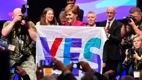 Getty Images Sturgeon Yes banner