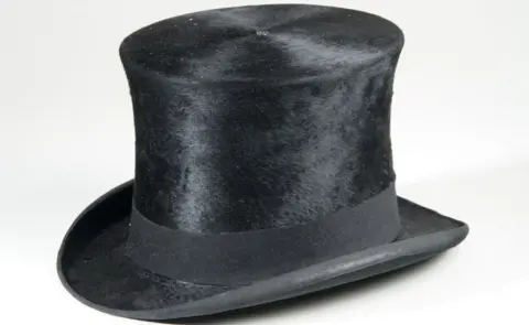 Leeds Museums A top hat