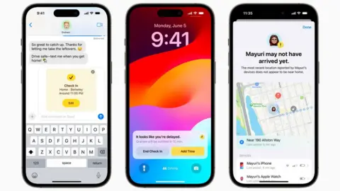 APPLE Apple's iOS 17 Check-In feature