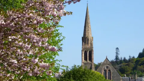 Old_Lintonian/BBC Weather Watchers Peebles