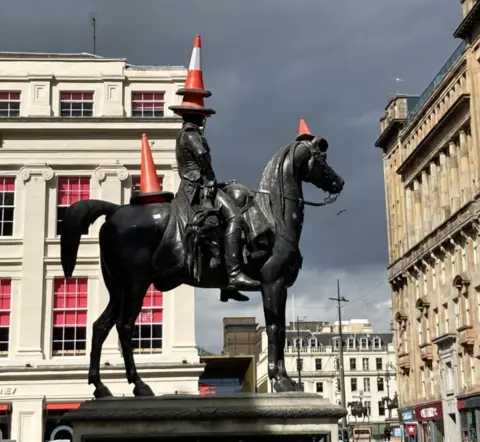 duke of wellington statue