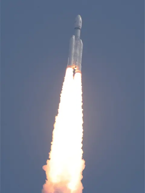 ISRO LMV3 climbing skyward