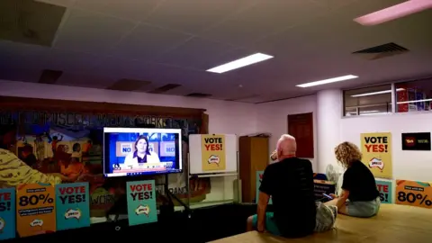 (A)manda Parkinson/BBC A largely empty Yes event