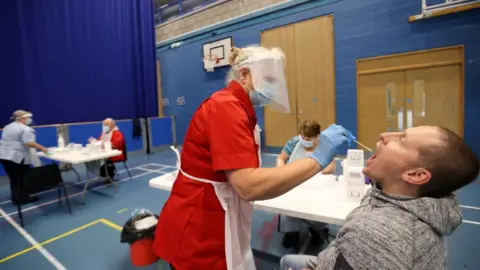 Reuters Covid testing in Fenton