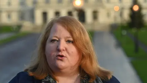 PAcemaker Naomi Long