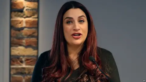 AFP Luciana Berger announcing her resignation from Labour in February 2019