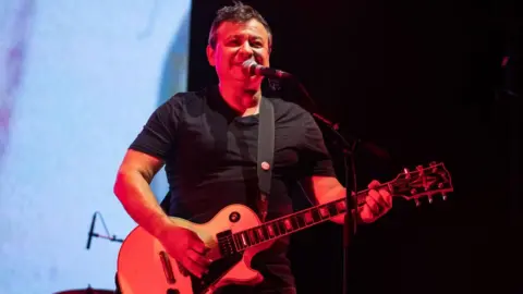 Getty Images James Dean Bradfield on stage