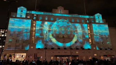 Leeds City Council Queens Hotel Light Night 21