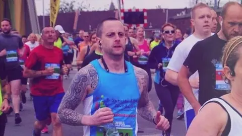 Matt Burke Matt Burke in a run through Hull