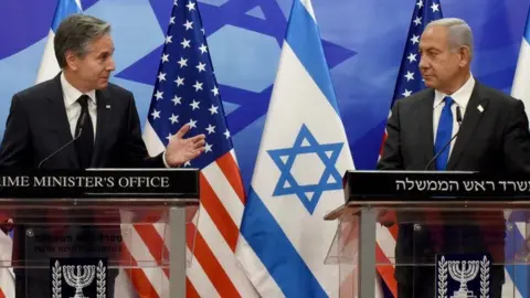 EPA-EFE Antony Blinken (left) nand Benjamin Netanyahu (30/01/23)