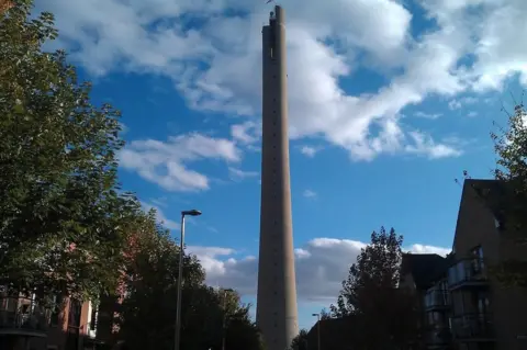 Geograph/Oliver Mills Northampton Lift Tower