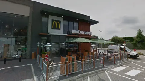 Google McDonald's in Chaul End Lane