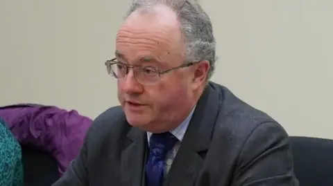 Leicestershire Police Rupert Matthews talking at a meeting