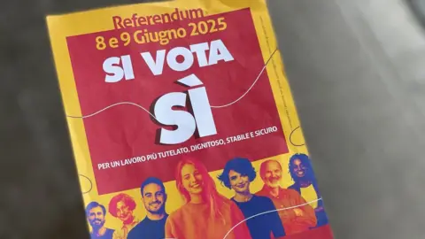 A vote 'Yes' leaflet
