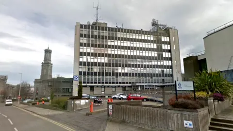 Google Queen Street police station