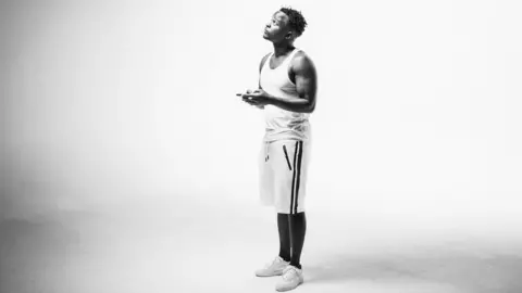 Matt Brown/MBP Rosca Onya promotional picture