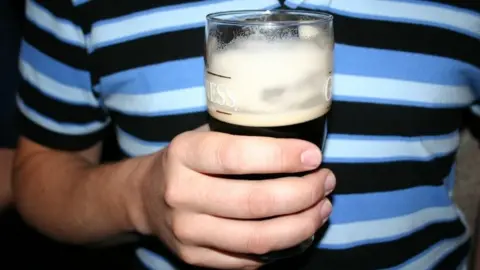 Easter Irish pubs lift Good Friday alcohol ban