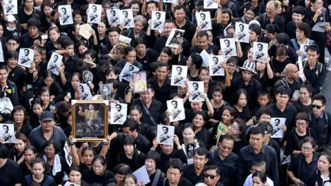Getty Images Mourners in Bangkok