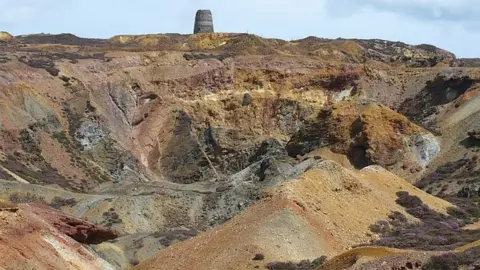 Geograph/ Robin Drayton Parys Mountain mine