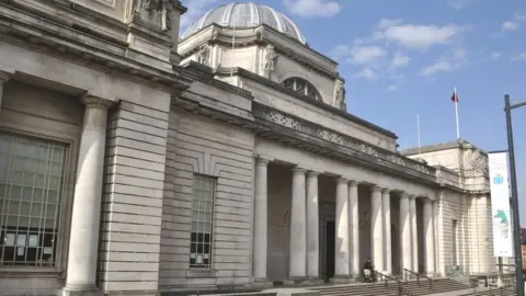 Geograph/ Lewis Clarke National Museum Cardiff