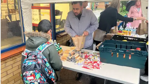Shariqua Ahmed/BBC Breakfast table in Peterborough
