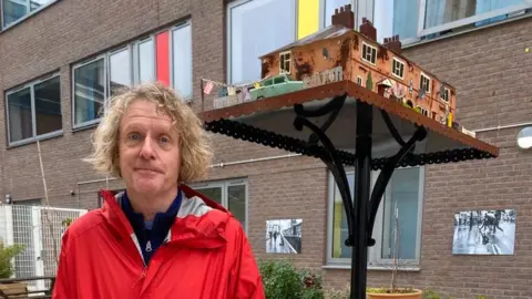 BBC Grayson Perry and lamp