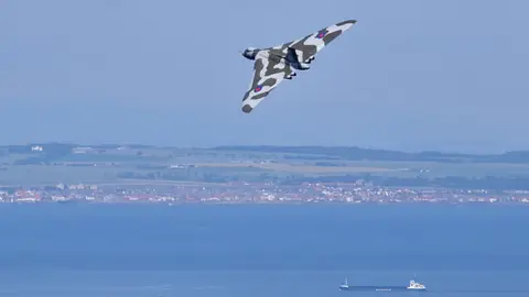 Walter Baxter/Geograph The bomber in flight