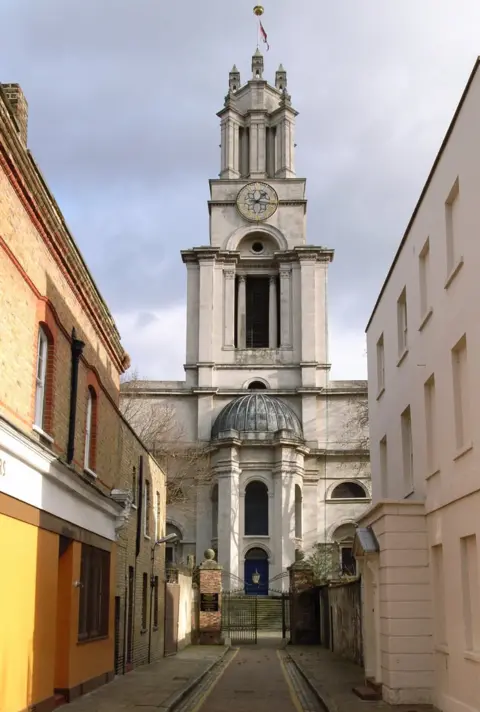 Steve Cadman via Flickr St Anne's, Limehouse, designed by Nicholas Hawksmoor