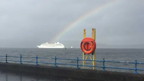 Shona Pew Liner after storm