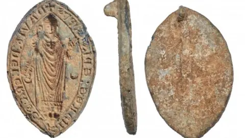 British Museum medieval seal matrix in the name of the 13th century Bishop of St Andrews