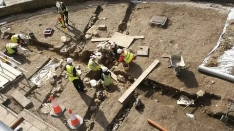 Allen Archaeology Excavation work