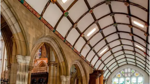  LLE Photography St Mary's Aisle